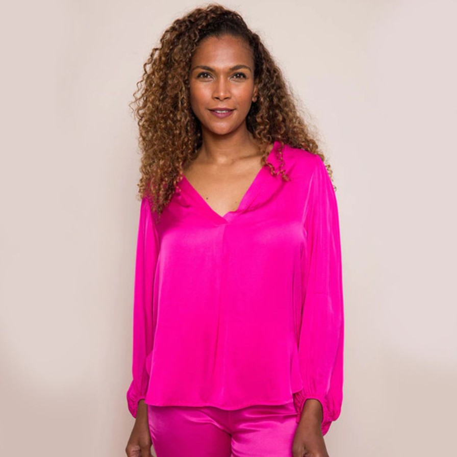 Apparel suzy d | Willow Satin Fuchsia Top