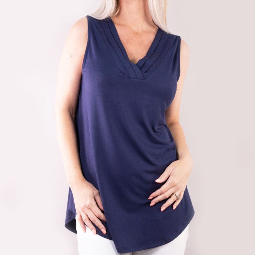 Apparel michael tyler | Navy Slvless Top